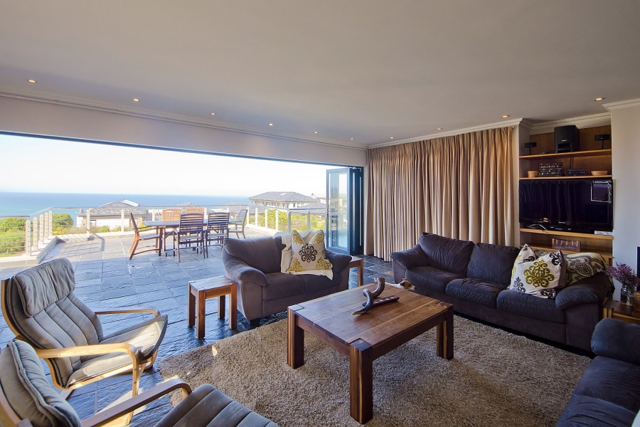 4 Bedroom Property for Sale in Pezula Golf Estate Western Cape